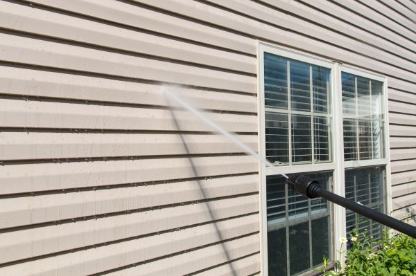Cost of Pressure Washing in Bowling Green