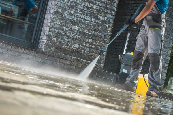 Cost of Power Cleaning in Bowling Green